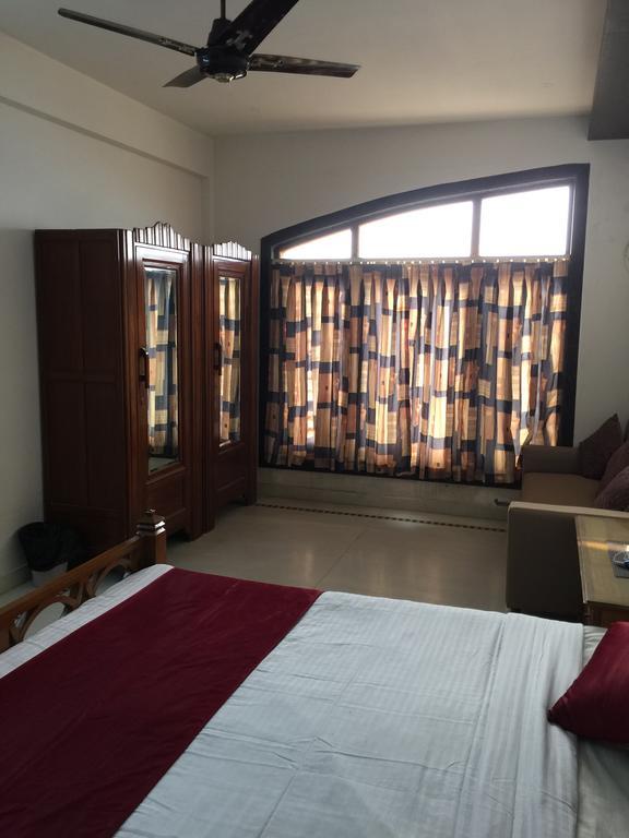 Belmont Puri Villa Luaran gambar