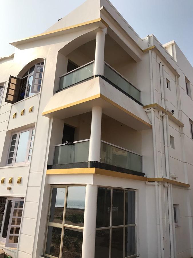 Belmont Puri Villa Luaran gambar